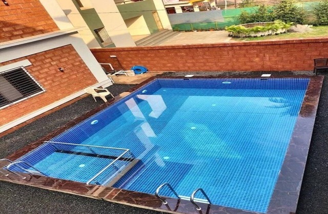 Red Stone Resort