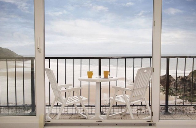Redcliffe Apartments G
