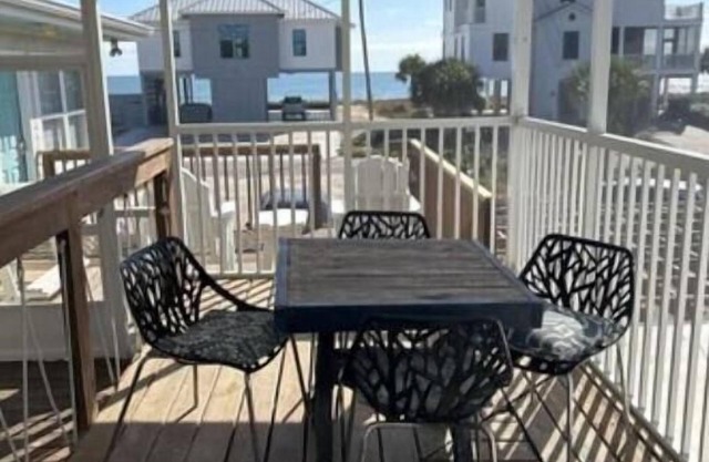 REDFISH Gulf view POOL steps from the beach on E. Gorrie Dr.
