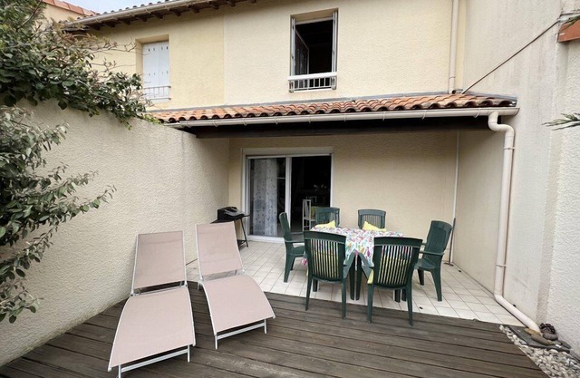 Ref 542 - Pleasant little semi-detached house classified 1* in Les Arros