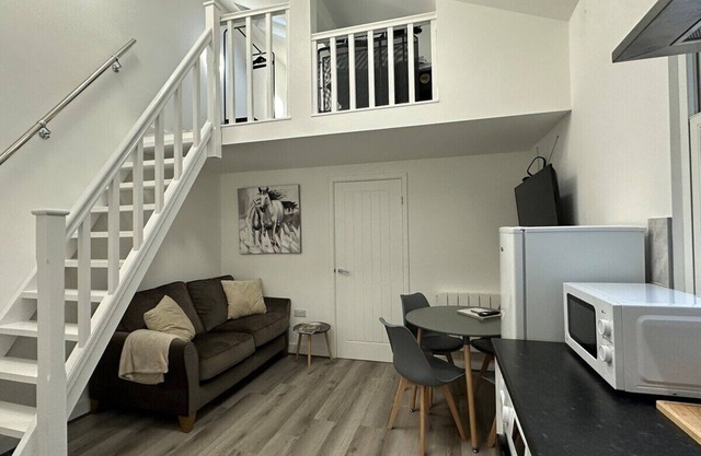 Refurbed flat central Colwyn Bay