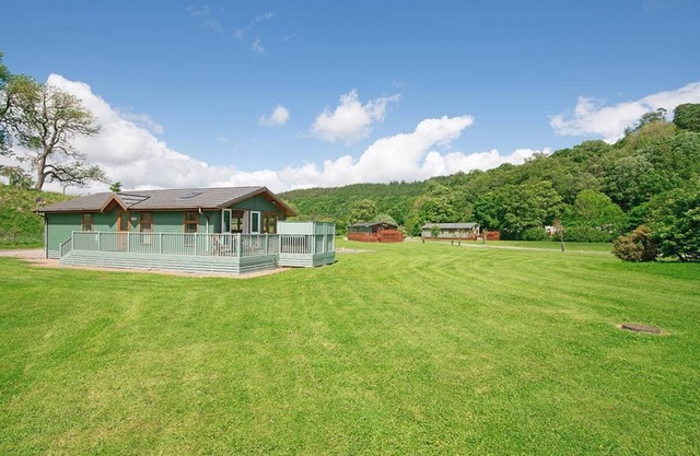 Refurbished in 2022. Boutique and spacious contemporary timber lodge.