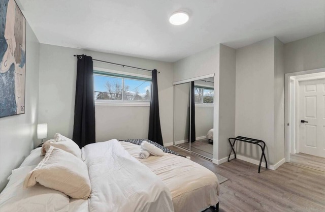 Regal 5BD Retreat W/POOL | 15 MINS 2DT