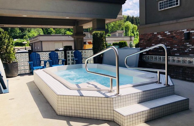 Regent Hotel Revelstoke