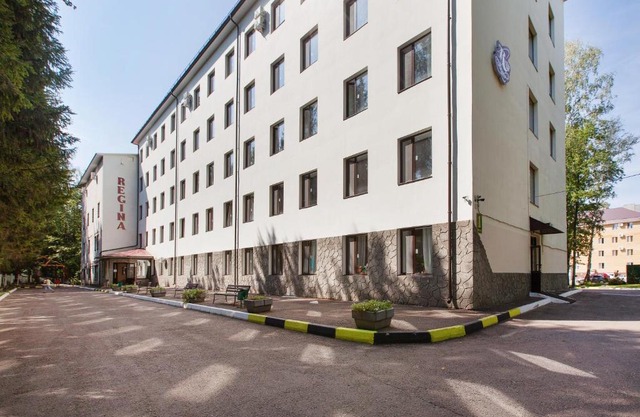 Regina Petrovsky Hotel