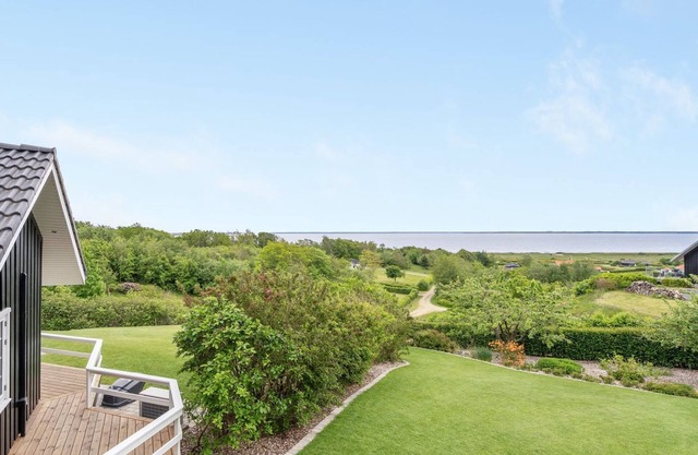 "Regnwald" - 400m to the fjord by Interhome