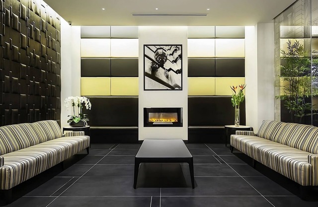 Relax and Recharge! 2 Convenient Units, Pets Allowed, Close to Top of the Rock!