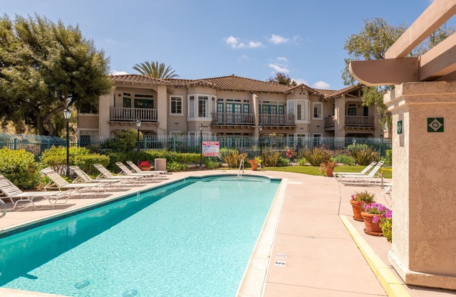 Relax and Recharge in our 2BR/2BA Condo with Free Wifi and Pool - Perfect for Work or Play!