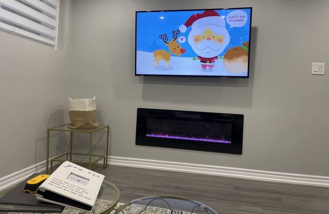 Relax Band New Renovation 2 Bedrooms apartment 15 Mins Drive To Lake