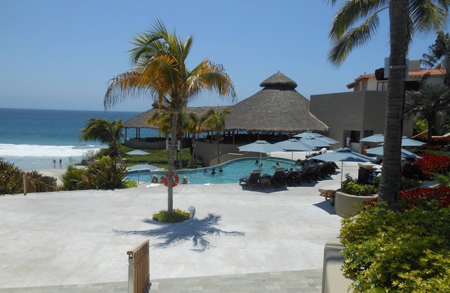 Relax by the Ocean-2 BR Suite-ADULTS ONLY, All-inclusive resort