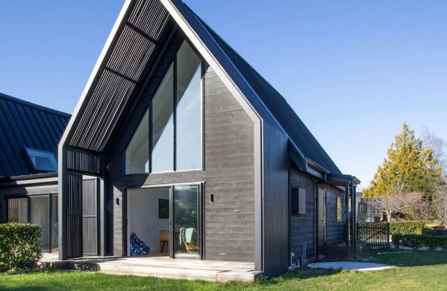 Relax on Rimu modern two bedroom apartment with mountain views