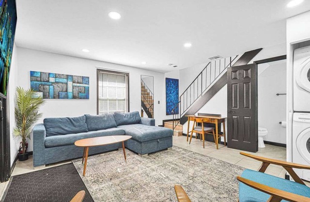 Relax & Stay Longer: Private Villa Oasis & Office Space