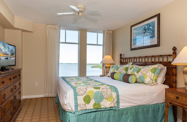 Relaxation Awaits: Ocean-View Suites w/Full Kitchens
