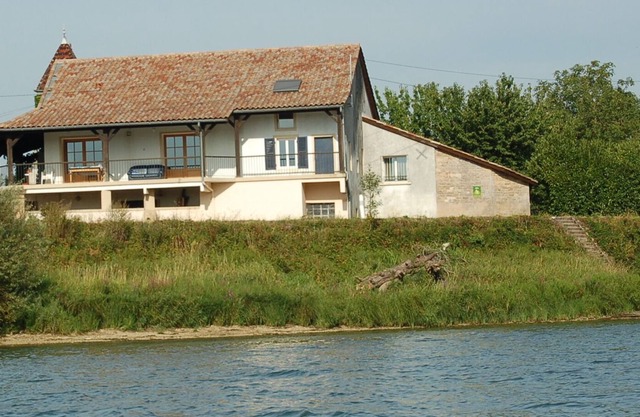 Relaxation by the Saone