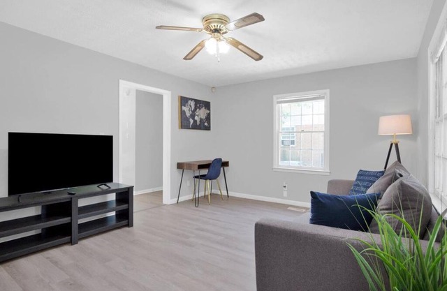 Relaxing Fayetteville Hideaway! Pet Friendly