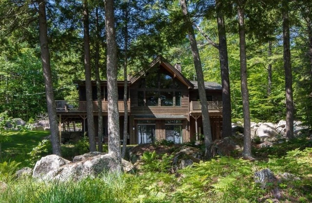 Relaxing Log Cabin on Quantabacook Lake House * 11+ years of renting *