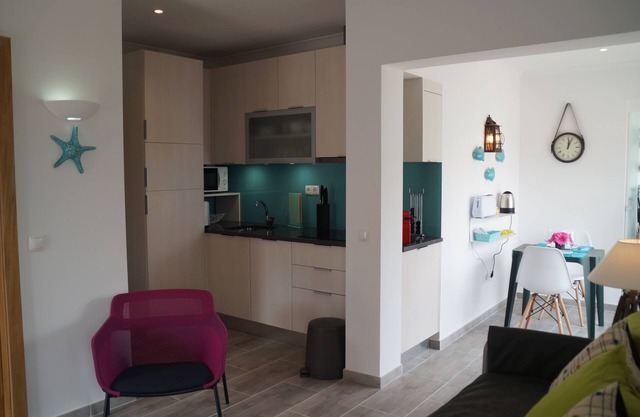 Remodeled Apt. in Pedras d'El Rei overlooking the Atlantic Ocean and Ria Formosa