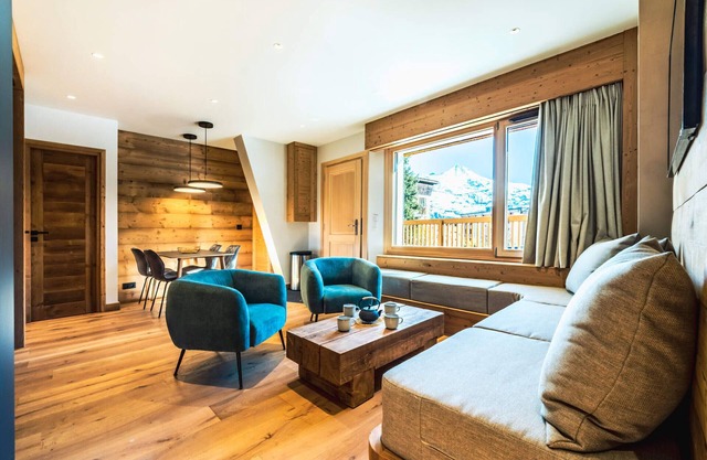 Renovated Apartment Near Slopes with WIFI and Terrace