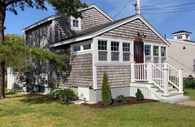 Renovated cottage at Goose Rocks Beach. Great for families, steps from the beach
