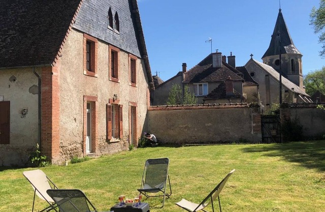 Renovated house with garden in Jaligny-sur-Besbre