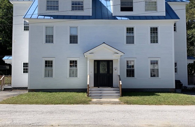 Renovated & immaculate. 1 block to town, 2 floors. Great monthly rates!