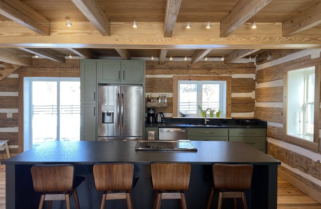 Renovated Log House in Harisonburg