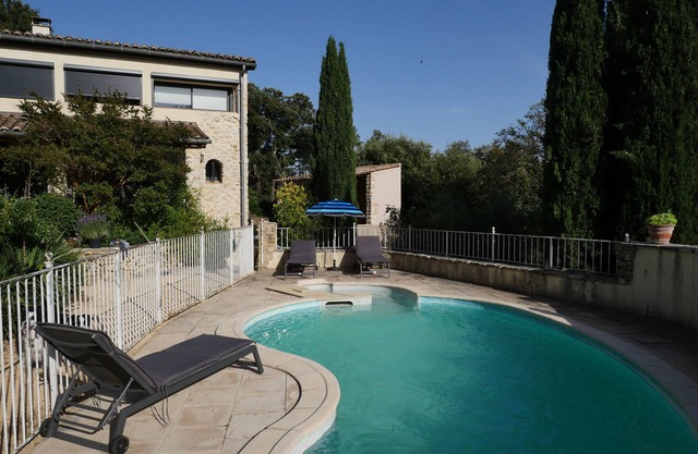 Renovated sheepfold in the garrigue of the Duchy of Uzès!