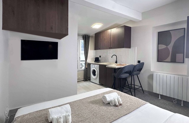 Renovated studio close to Gare Montparnasse