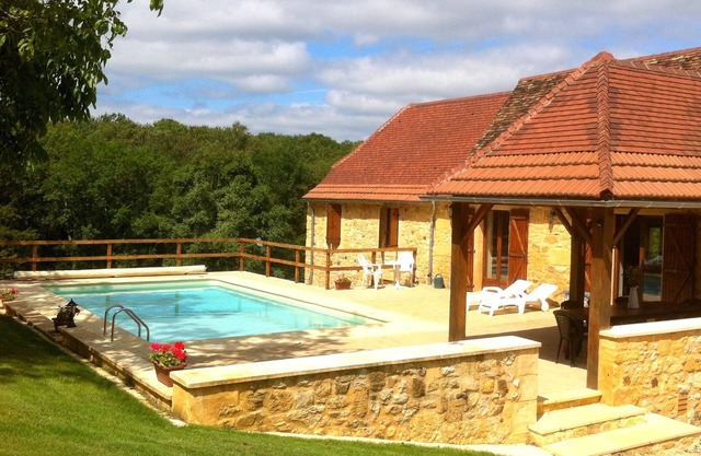 Renovated Traditional Stone House With Private Salt Water Pool