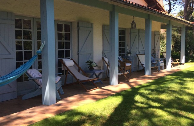 RENT CHARMING VILLA CAP-FERRET