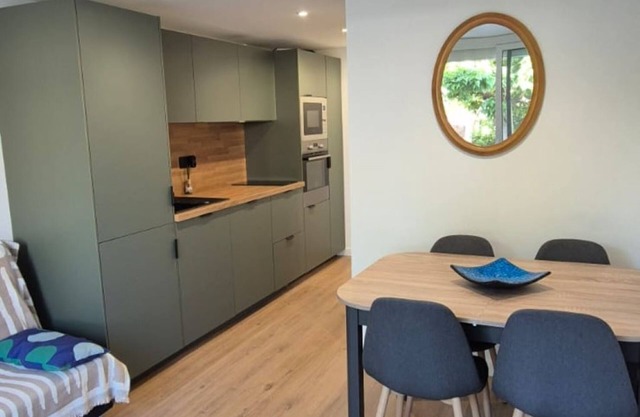 Rental Apartment Marseillan beach 4-5 persons, seaside.