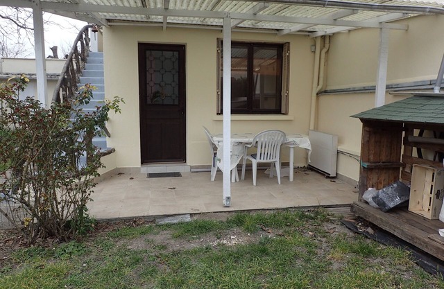 Rental for 4/5 people, Near PARIS by RER A, Bord de Marne.