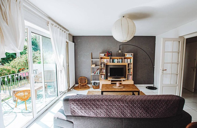 Rental T3 + terrace in house "Le Ripaille