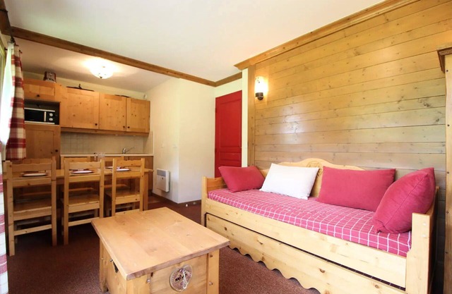 Residence Les Alpages - 3 Rooms for 6 People