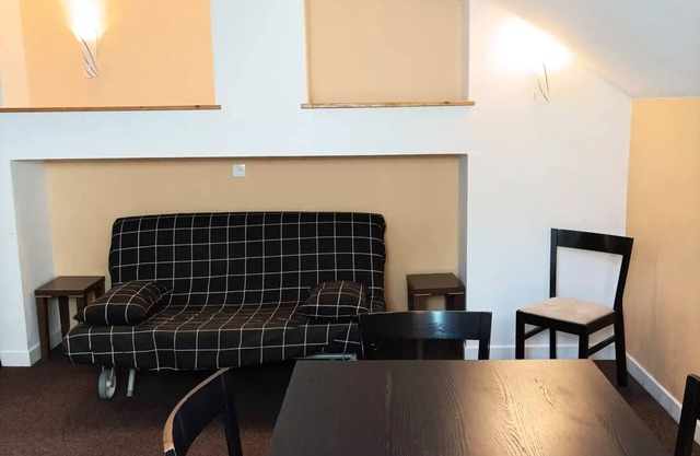Residence Chateau Des Magnans Bat C - 4 Rooms for 8 People