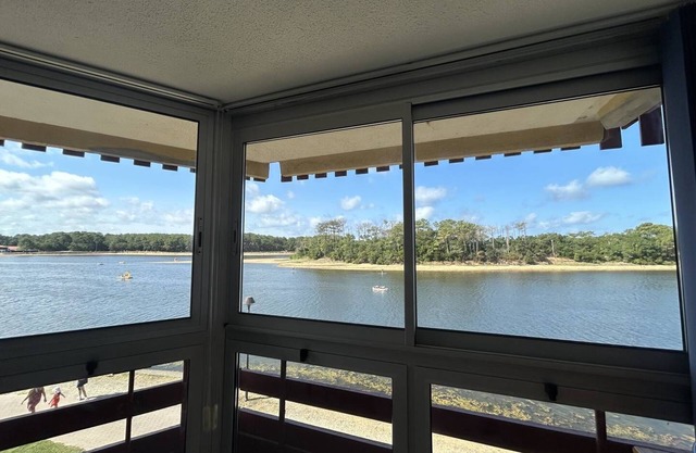 Residence close to the marine lake.