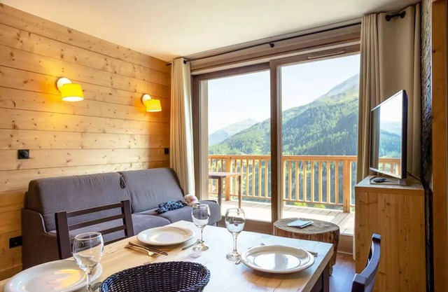 Residence Club MMV L'Altaviva* - 4 Rooms 8 people Premium