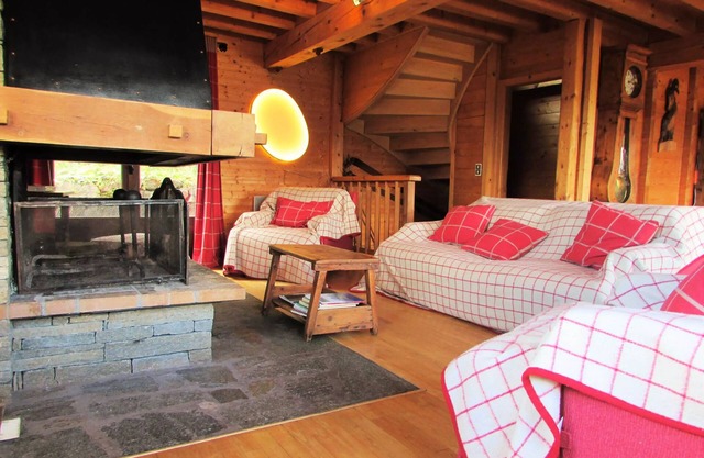 Residence L'ETERLOU - Chalets for 10 People