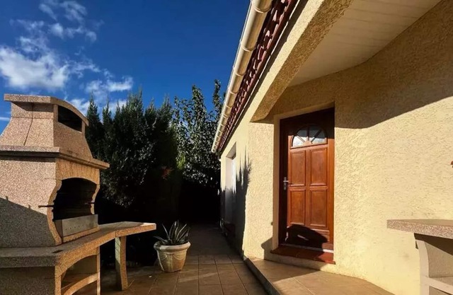 Residence Maison Des Kermes - Houses & Villas for 8 People