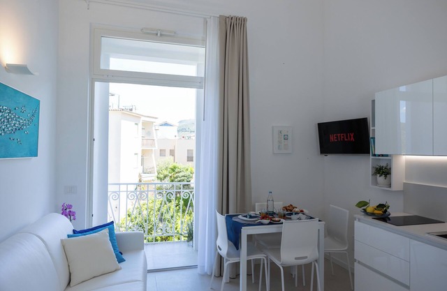 Residence Ottaviano Boutique Apartment Elegant, modern studio apartment in the city center