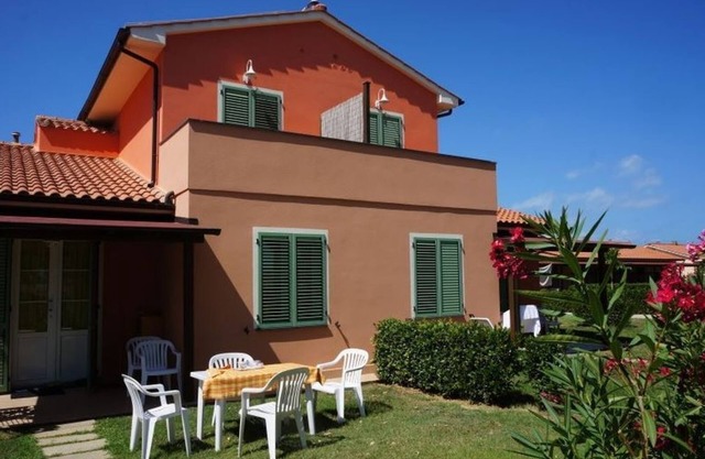Residence Rosa dei Venti Bungalow Levante for 6 persons