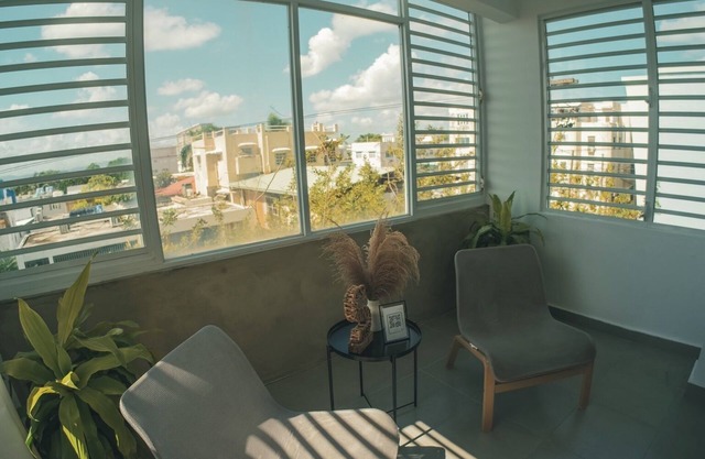 Residence w. Private Terrace + Rooftop