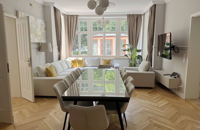 Residenz Hugo - Superior Four Bedroom Apartment