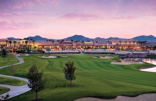 RESORT Lifestyle - Golf - Fitness - NO STAIRS - Sleeps 6