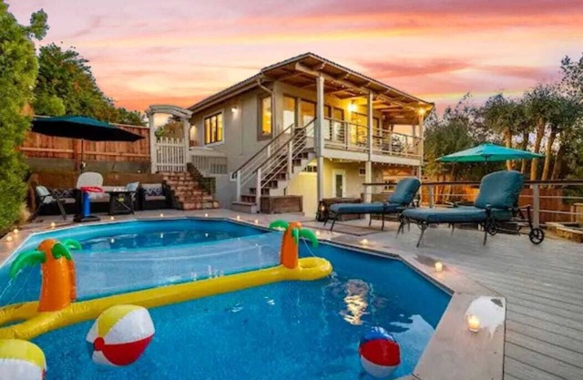 Resort-Style 5BR Villa with Guesthouse, Pool & Spa