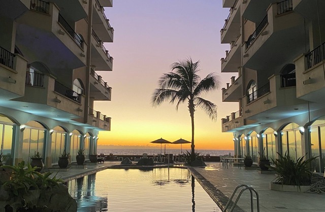 Resorto Condominio frente al mar directamente en el océano - Vista marina