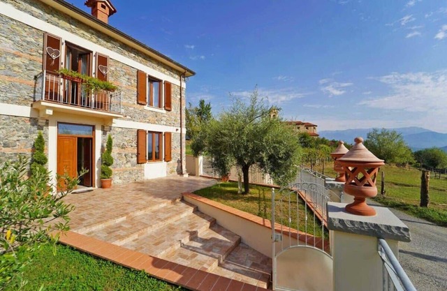 Restored Farmhouse With Contemporary Furnishings