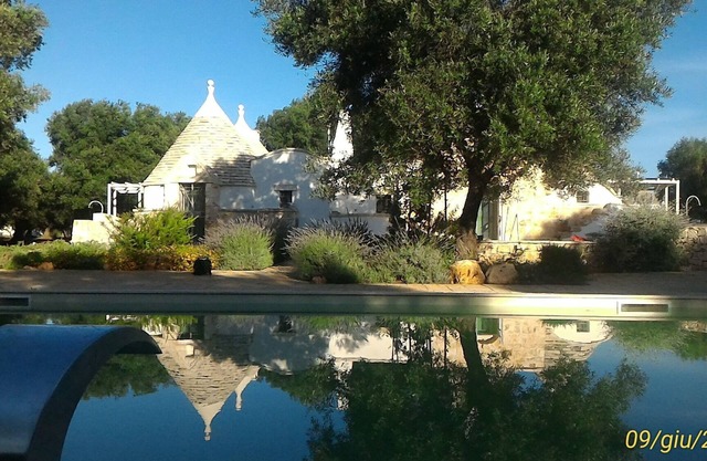 Restored 19th century trullo: THE PLACES OF THE SUN 2018 + Special offer (read)