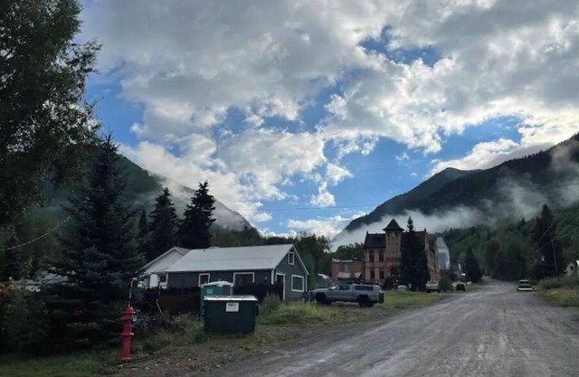 Rico Mountain Home! Sauna! Sleeps 6! Fresh remodel 2022 Easy access to Telluride