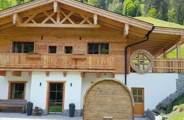 Riedlfeld-Hütte - Holiday cottage